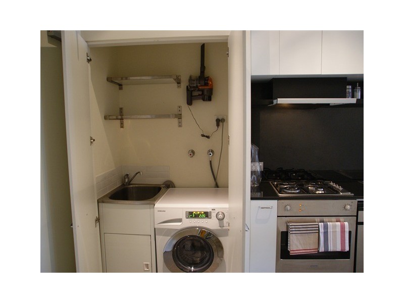 2203/25 Wills Street, Melbourne VIC 3000