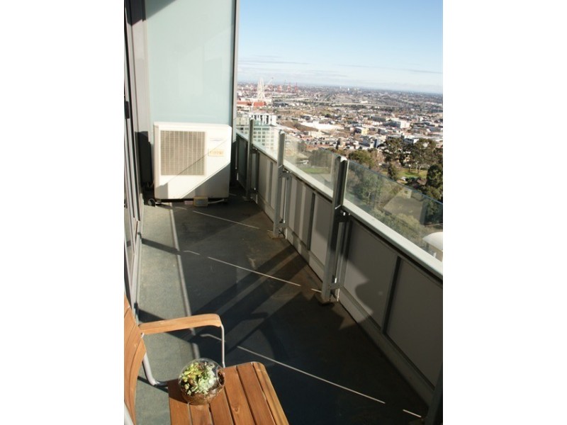 2203/25 Wills Street, Melbourne VIC 3000