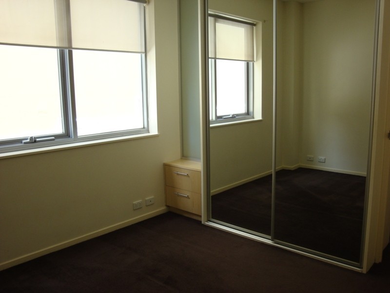 2.4/187 Collins Street, Melbourne VIC 3000