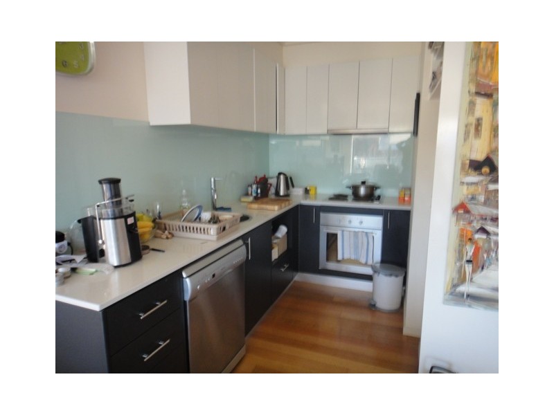 11/272 Albert Street, Brunswick VIC 3056