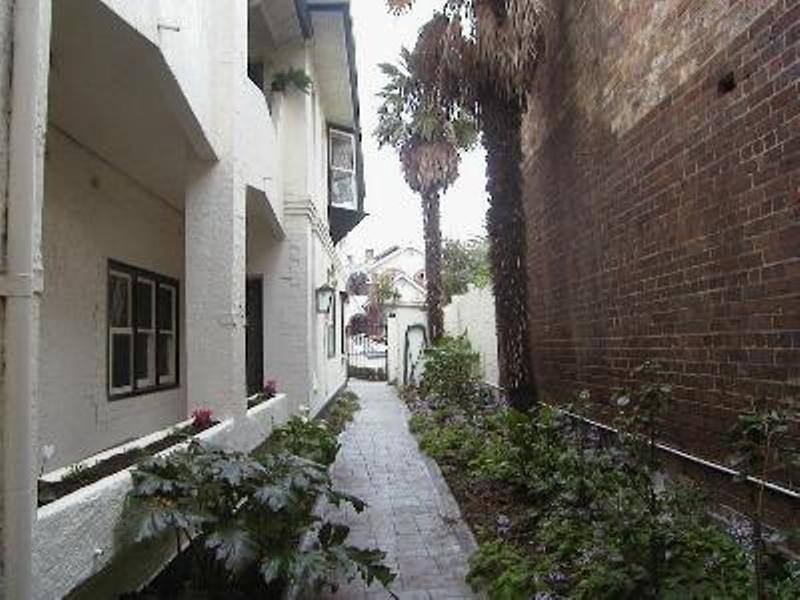 1/80 Gipps Street, East Melbourne VIC 3002