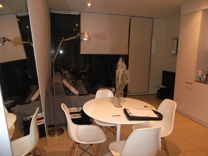 203/33 Cliveden Close, East Melbourne VIC 3002