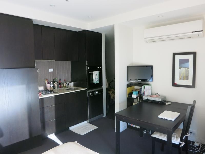 1710/7 Yarra Street, South Yarra VIC 3141