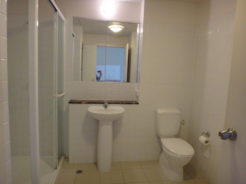 1611/250 Elizabeth Street, Melbourne VIC 3000