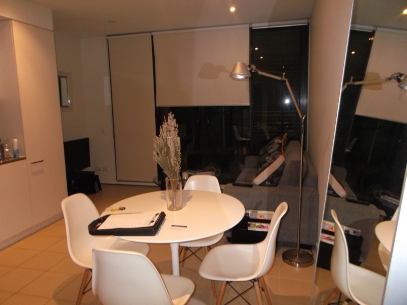 202/33 Cliveden Close, East Melbourne VIC 3002