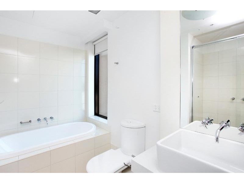 1307/60 Siddeley Street, Docklands VIC 3008