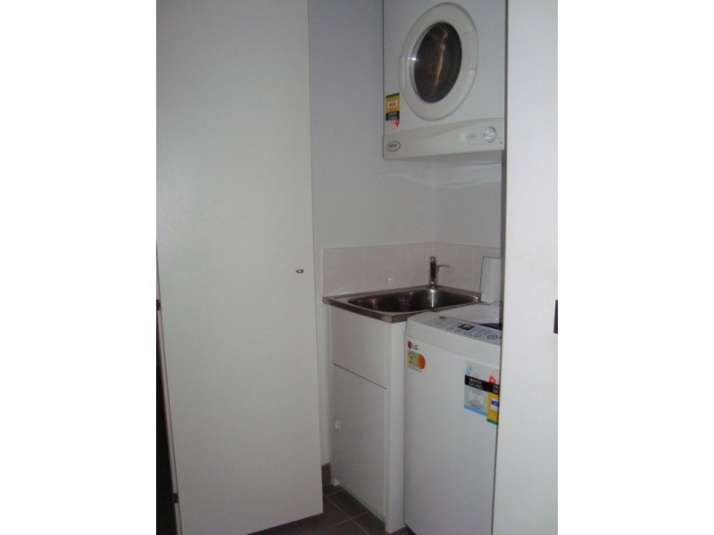 1008/422 Collins Street, Melbourne VIC 3000