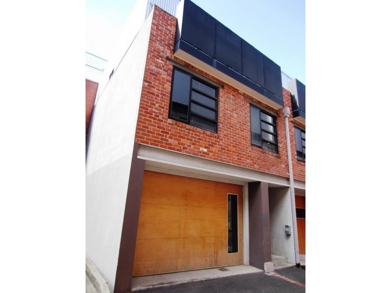 12 Capel Place, North Melbourne VIC 3051