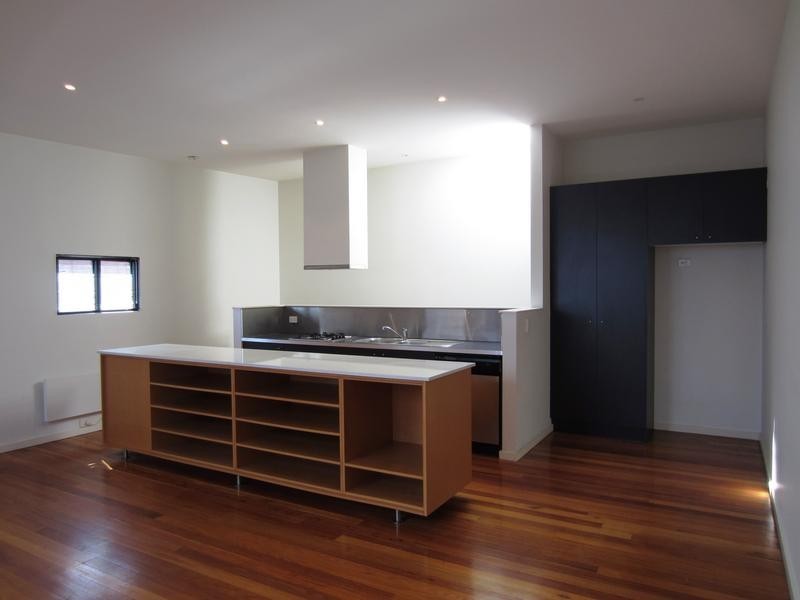 12 Capel Place, North Melbourne VIC 3051