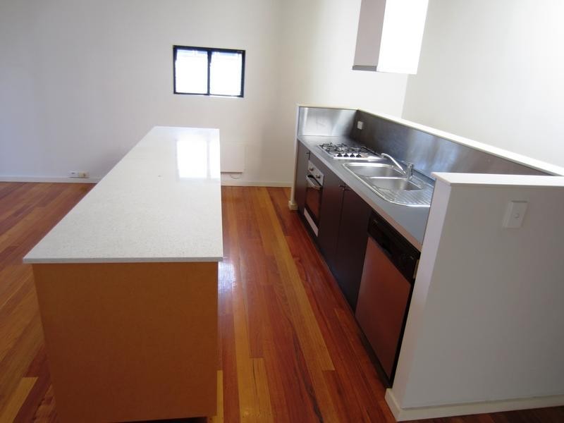 12 Capel Place, North Melbourne VIC 3051