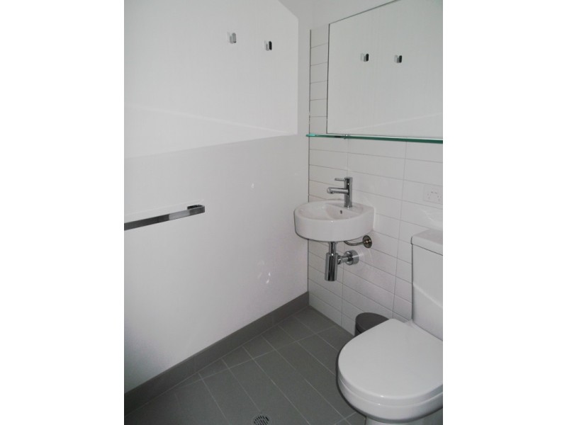 807/675 La Trobe Street, Docklands VIC 3008