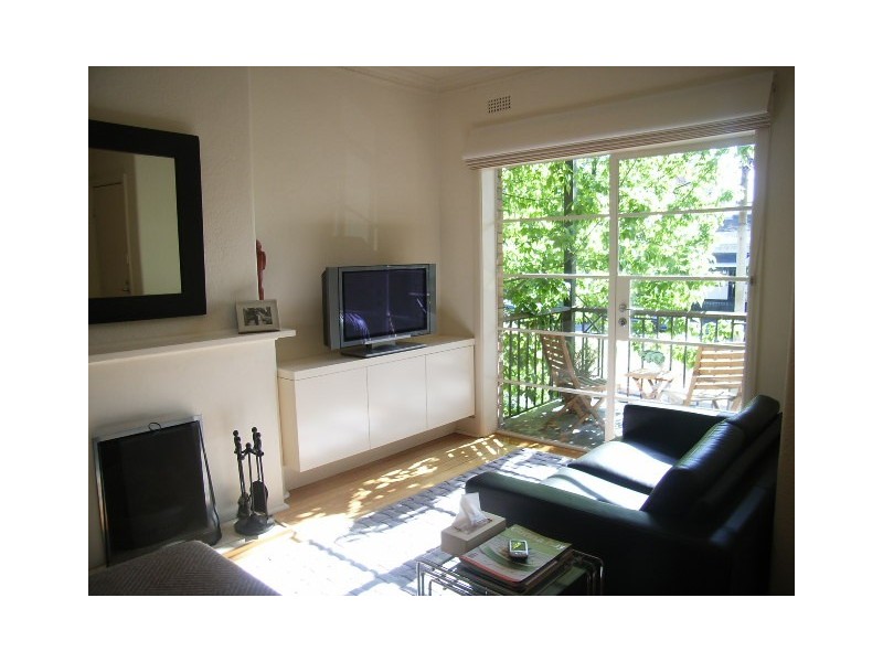 4/62 Simpson Street, East Melbourne VIC 3002