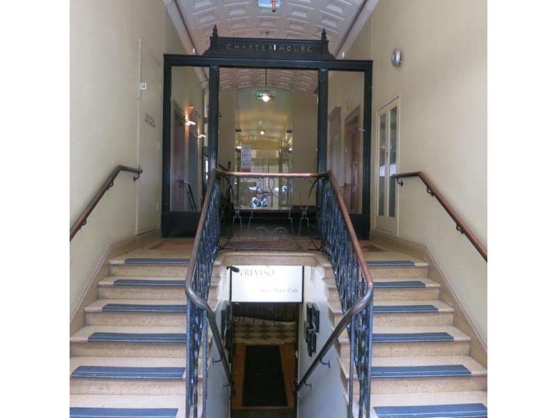 10/4-10 Bank Place, Melbourne VIC 3000