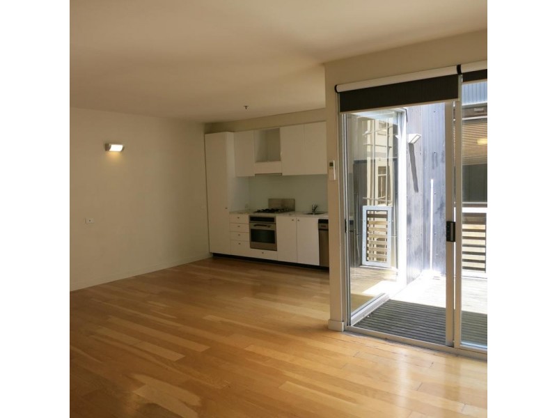 10/4-10 Bank Place, Melbourne VIC 3000