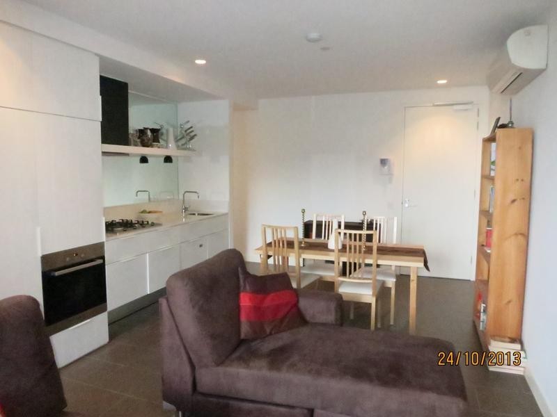 2017/22 Dorcas Street, Southbank VIC 3006