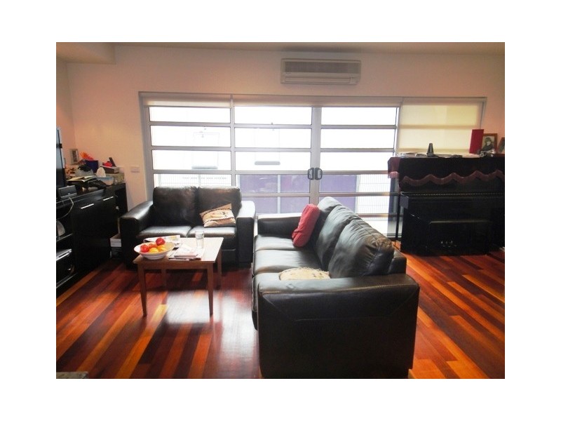 17/18 Tyrone Street, North Melbourne VIC 3051