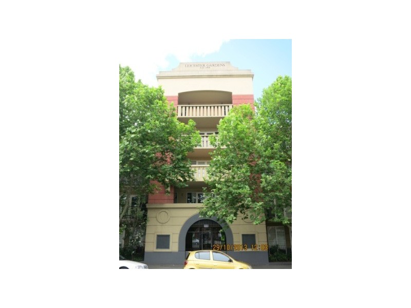 4/52 Leicester Street, Carlton VIC 3053