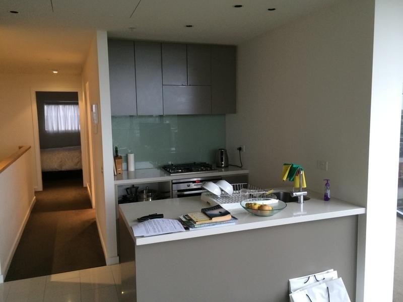 515/55 Queens Road, Melbourne VIC 3004