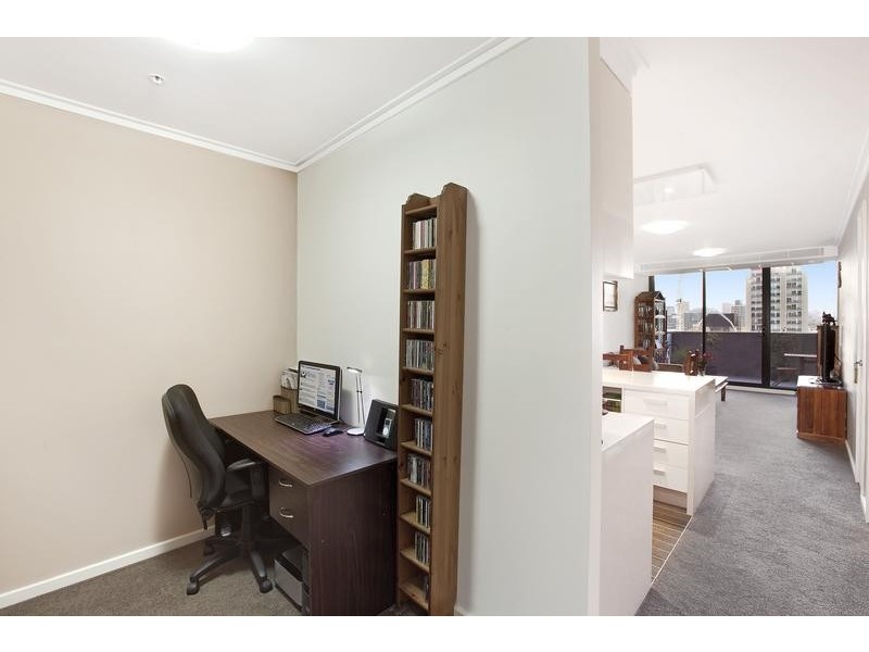 806/63 Whiteman Street, Southbank VIC 3006