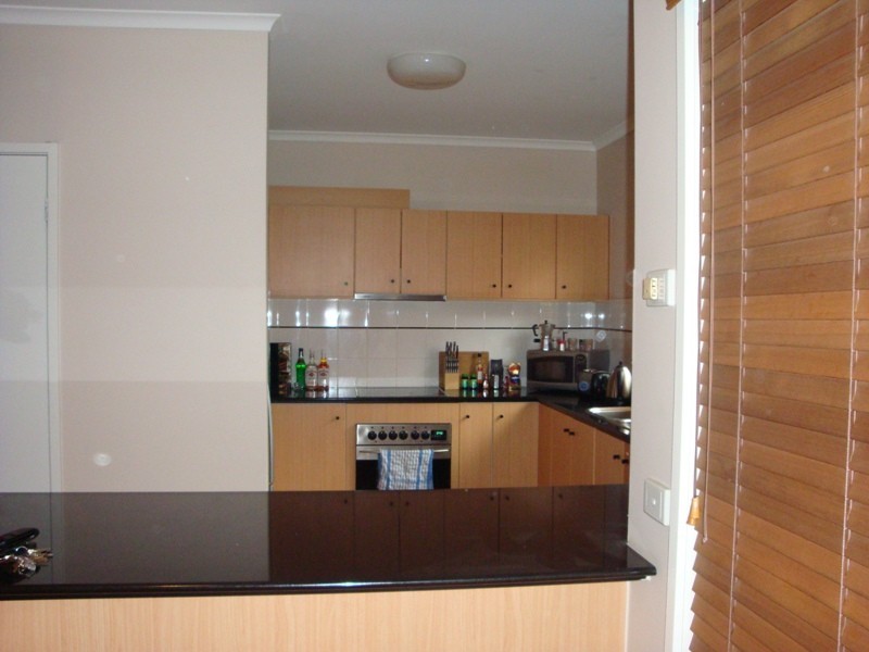 21/18 Mawbey Street, Kensington VIC 3031