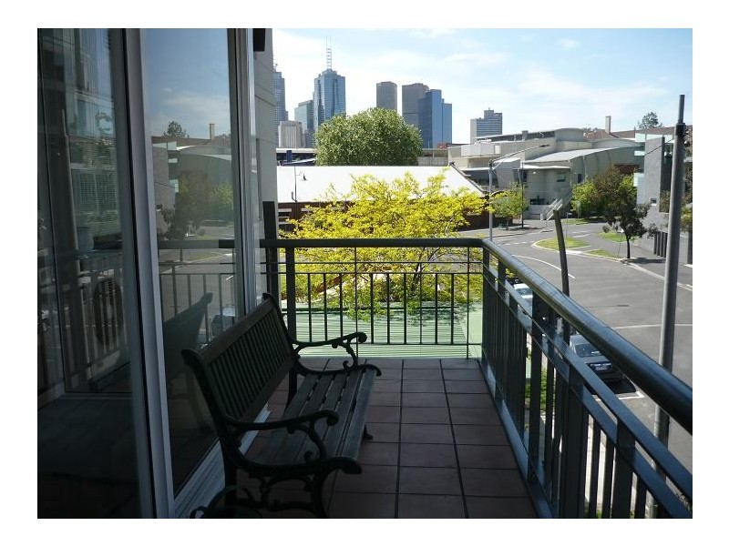 21/8 Wells Street, Southbank VIC 3006
