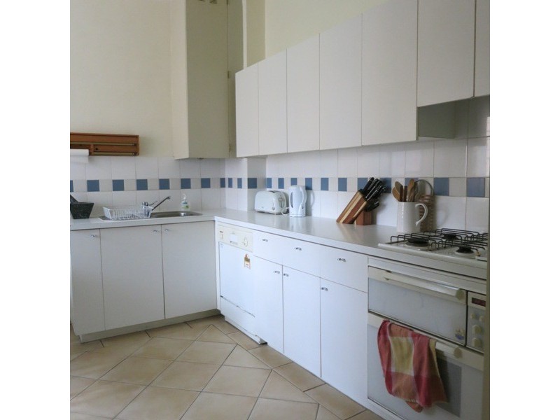 10/84 Grey Street, East Melbourne VIC 3002