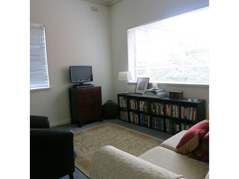 10/84 Grey Street, East Melbourne VIC 3002