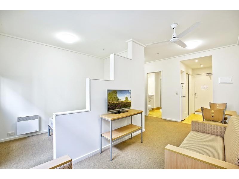 28/800 Swanston St, Carlton VIC 3053