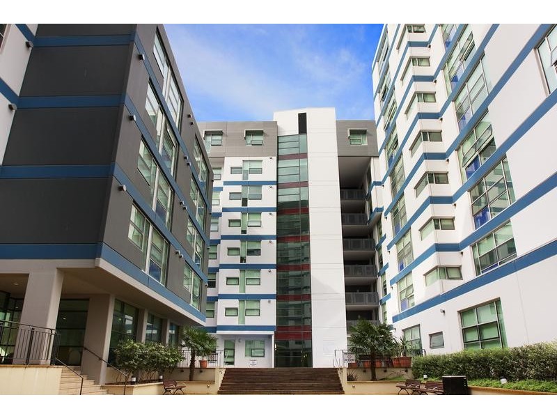 28/800 Swanston St, Carlton VIC 3053