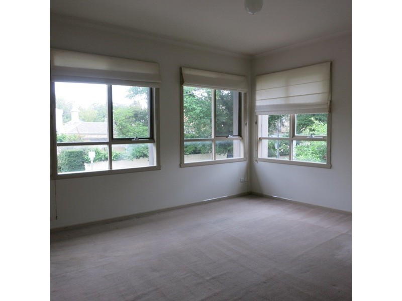 3/6 George Street, East Melbourne VIC 3002