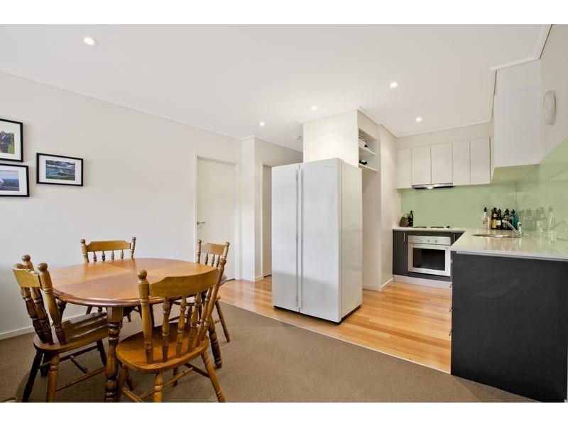 3/272 Albert Street, Brunswick VIC 3056