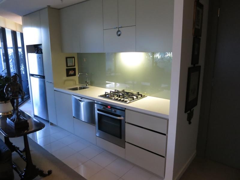 7/55 Queens Road, Melbourne VIC 3000