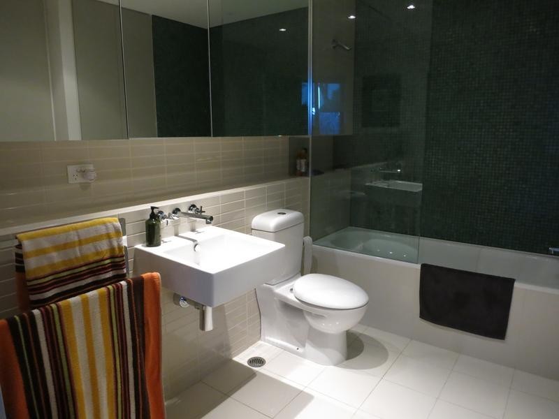 7/55 Queens Road, Melbourne VIC 3000