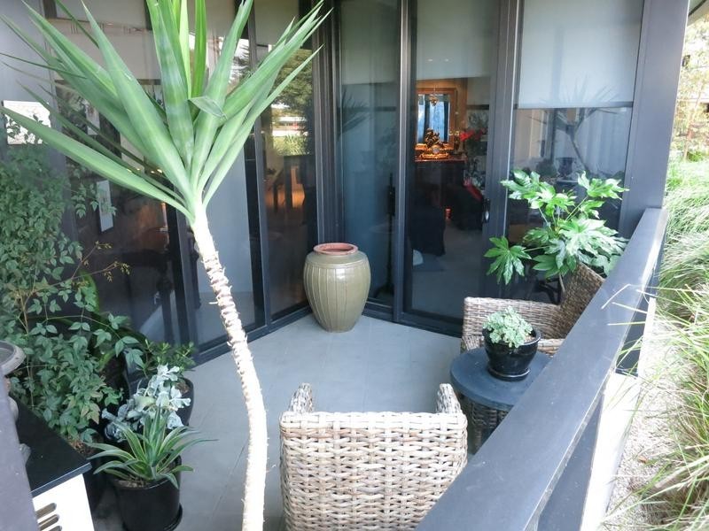 7/55 Queens Road, Melbourne VIC 3000