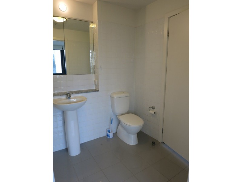 2409/250 Elizabeth Street, Melbourne VIC 3000