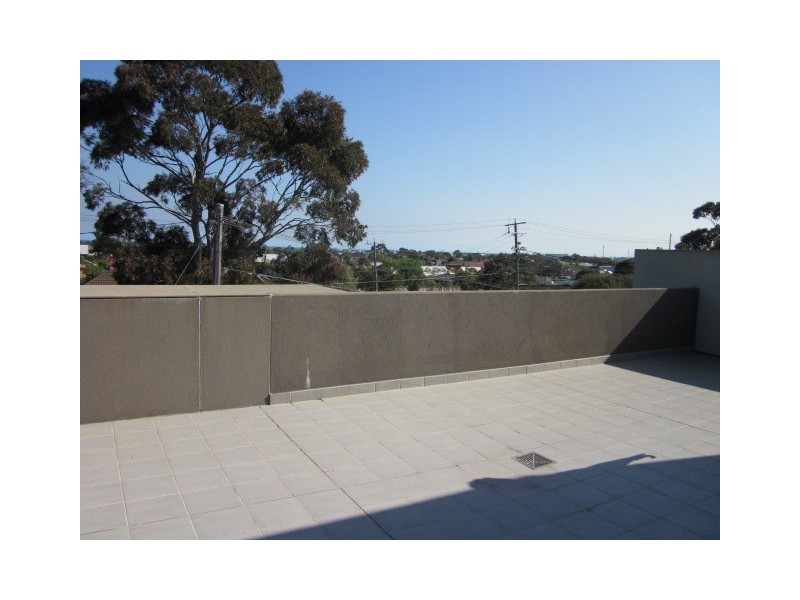 15/114 Mason Street, Newport VIC 3015