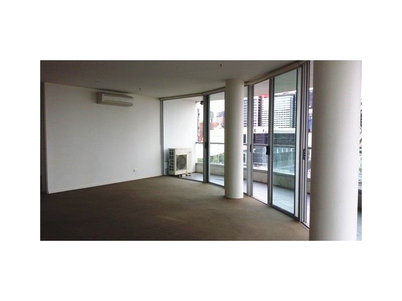 1405/8 McCrae Street, Docklands VIC 3008