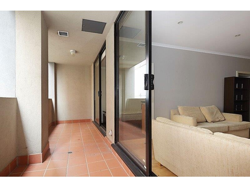 2/538 Swanston Street, Carlton VIC 3053