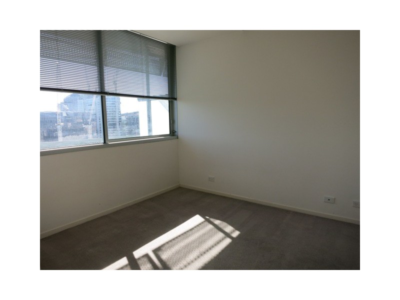 1702/620 Collins Street, Melbourne VIC 3000