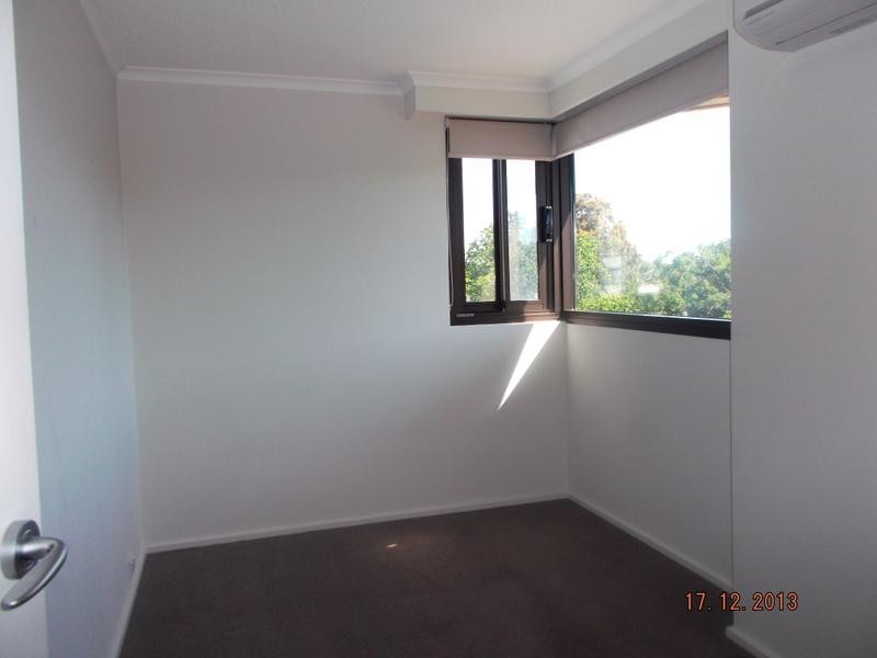 16/27 Queens Road, Melbourne VIC 3004