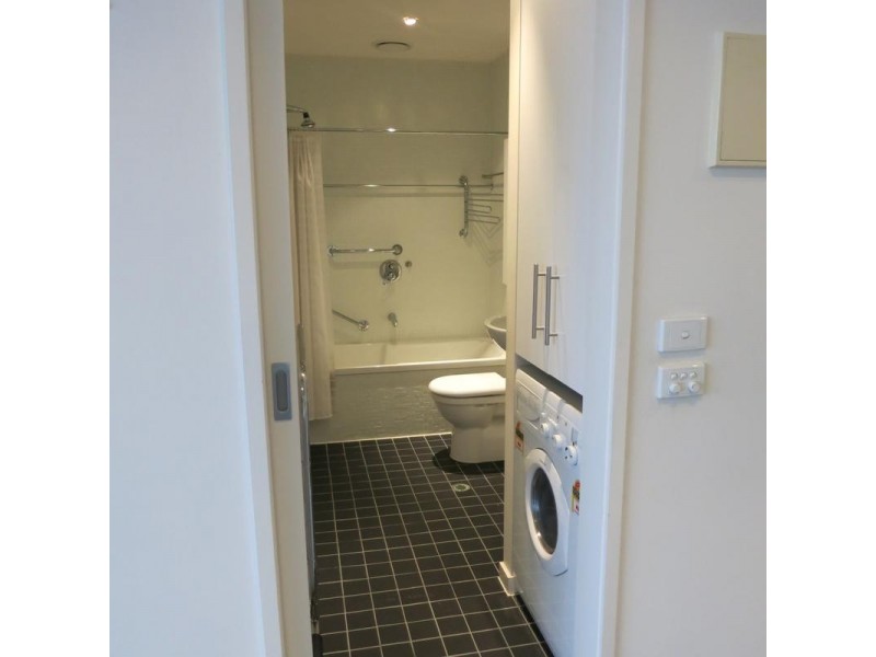 1406/225 Elizabeth Street, Melbourne VIC 3000