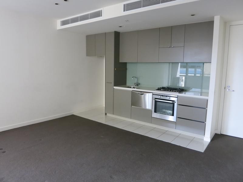 102/55 Queens Road, Melbourne VIC 3000