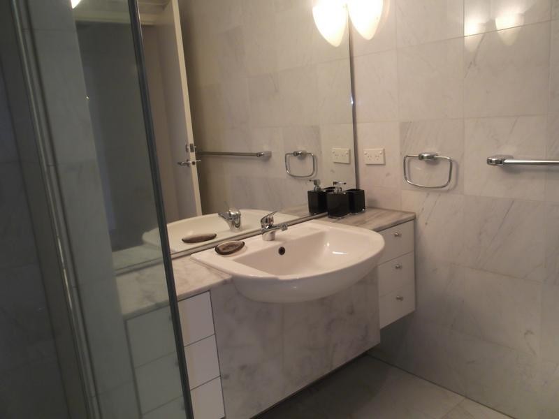 305/30 St Andrews Place, East Melbourne VIC 3002