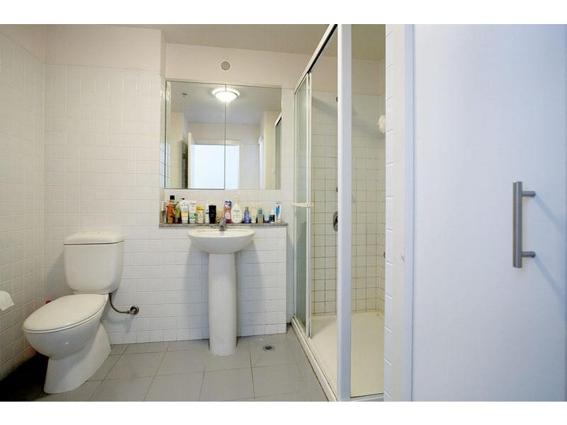 2307/250 Elizabeth Street, Melbourne VIC 3000