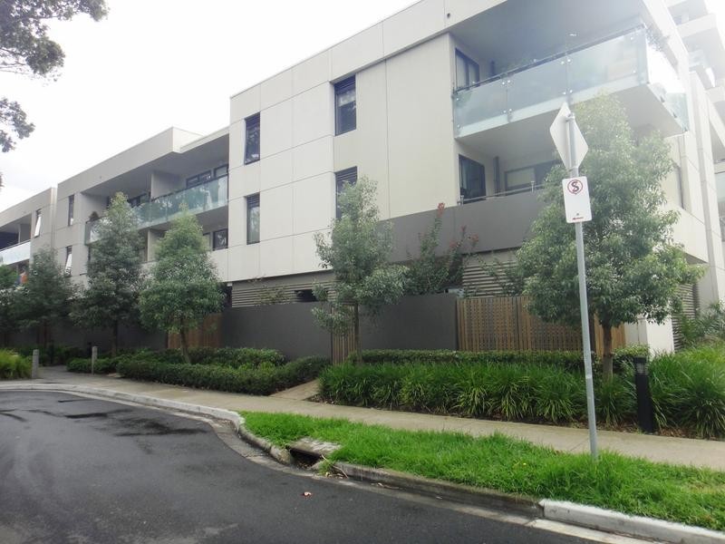 204/68 Altona Street, Kensington VIC 3031