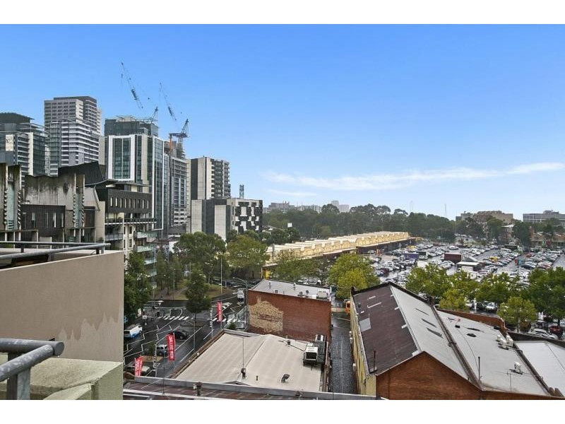 1018/118 Franklin Street, Melbourne VIC 3000