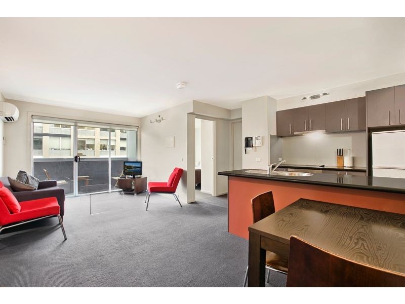 1402/325 Collins Street, Melbourne VIC 3000