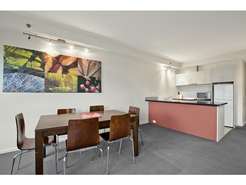 1415/325 Collins Street, Melbourne VIC 3000