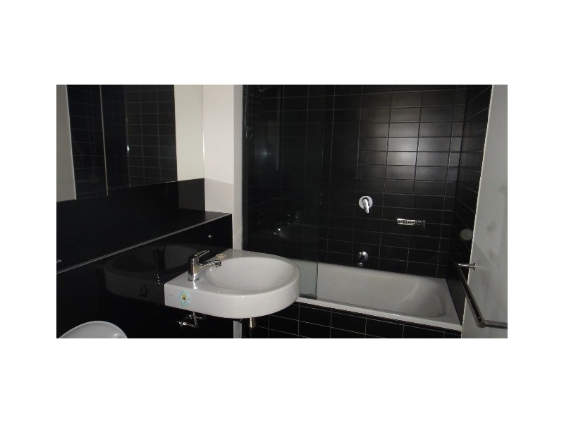 1404/620 Collins Street, Melbourne VIC 3000