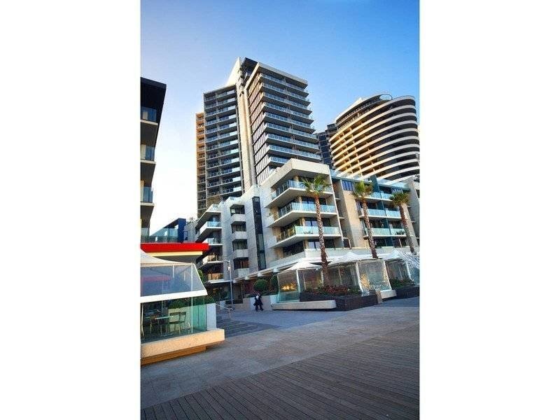 908/20 Rakaia Way, Docklands VIC 3008